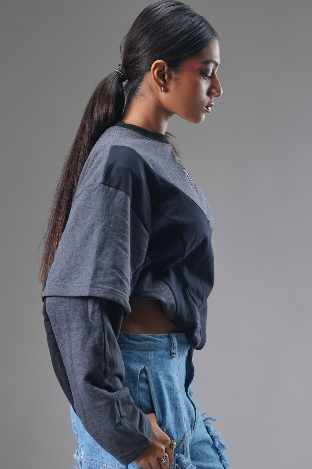 Layered Cut & Sew Panel Femele Tee (Black & Grey)