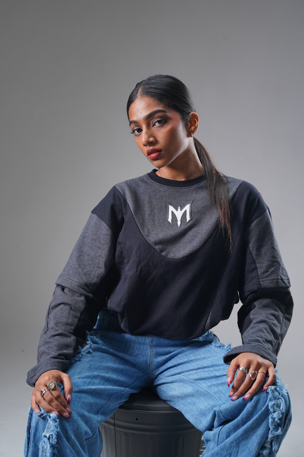 Layered Cut & Sew Panel Femele Tee (Black & Grey)