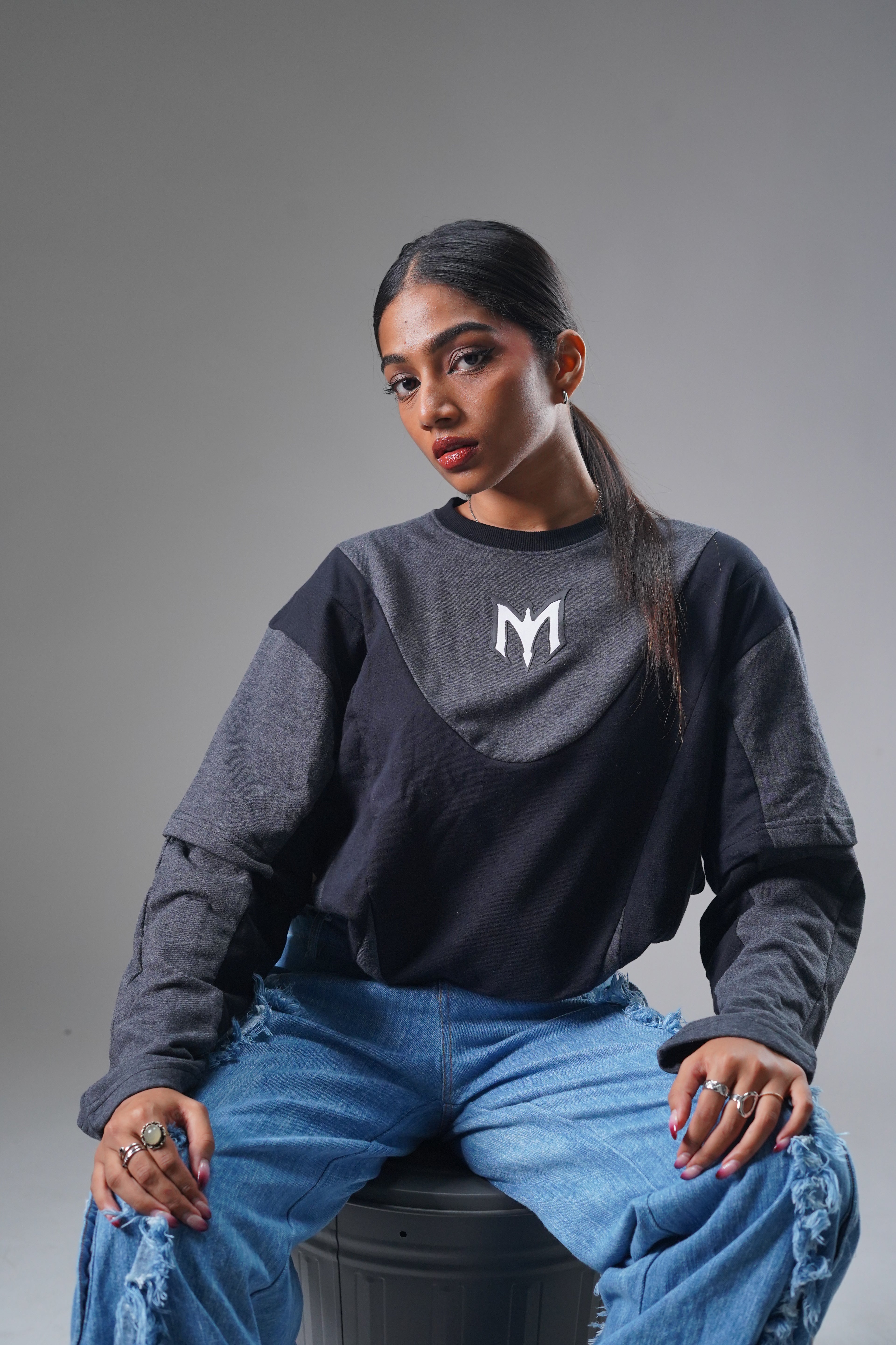 Layered Cut & Sew Panel Femele Tee (Black & Grey)