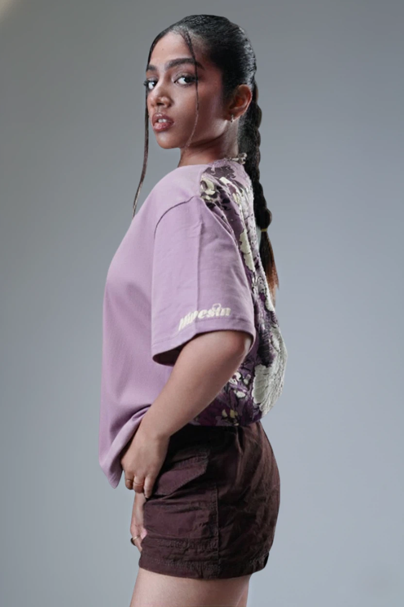 The "Lost Messengers" Heavyweight Female Tee